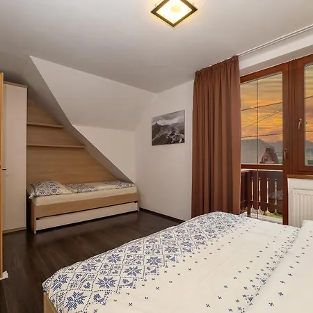 Skynest Tatry - * Kakaslomnic